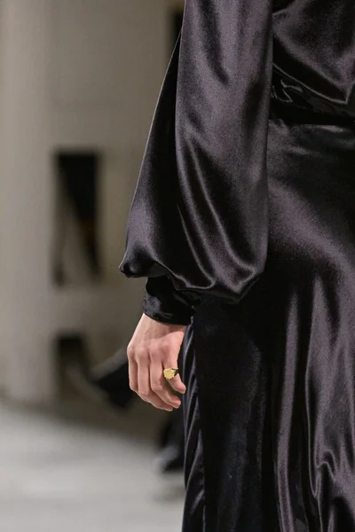 Look 225